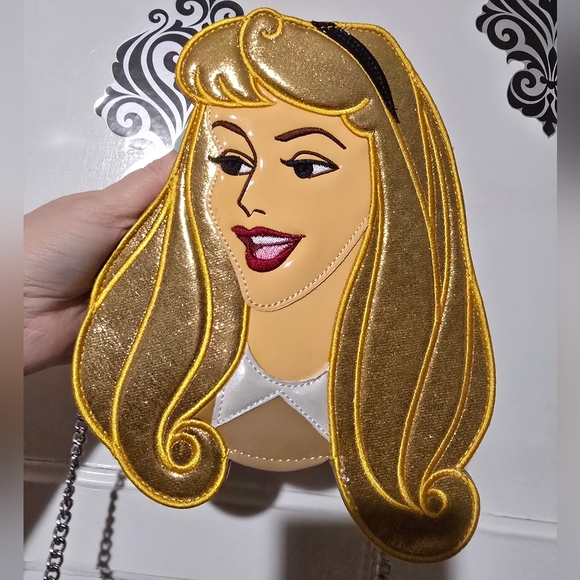Sleeping Beauty Aurora Crossbody Bag - Extremely Rare - Picture 1 of 12